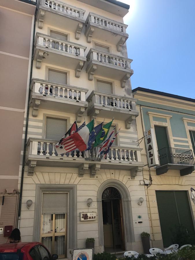 Hotel Bali Viareggio Dış mekan fotoğraf